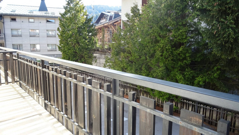 _clients_227426001_photos_201l_18376429