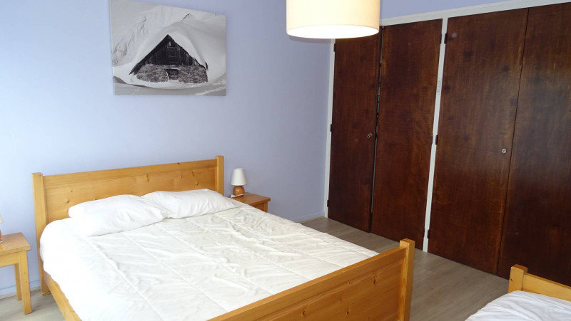 _clients_227426001_photos_246g_19385113