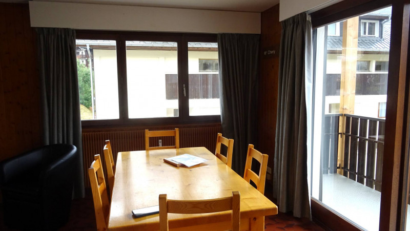 _clients_227426001_photos_246j_19366054