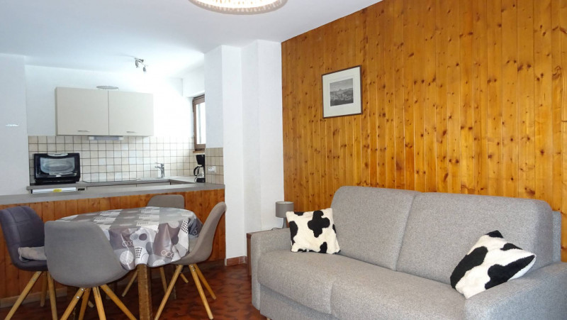 _clients_227426001_photos_4a_17873057 _clients_227426001_photos_4a_17873057