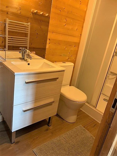 _clients_227426001_photos_82j_18471790