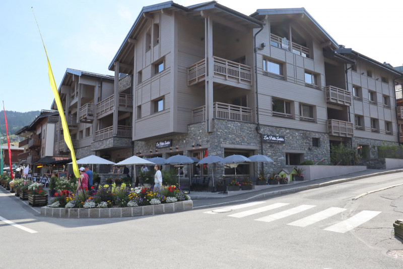 _lv_images__imme_0000000075_02_18059327 _lv_images__imme_0000000075_02_18059327