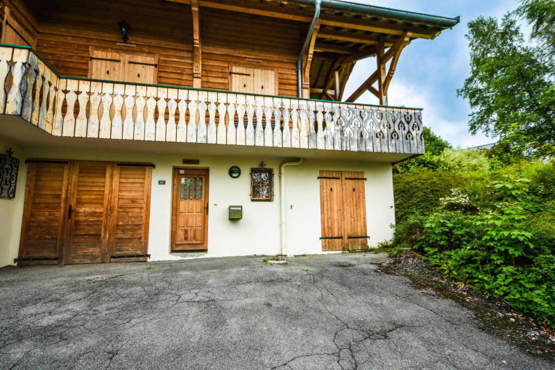 _lv_images__imme_0000002059_02_17882585