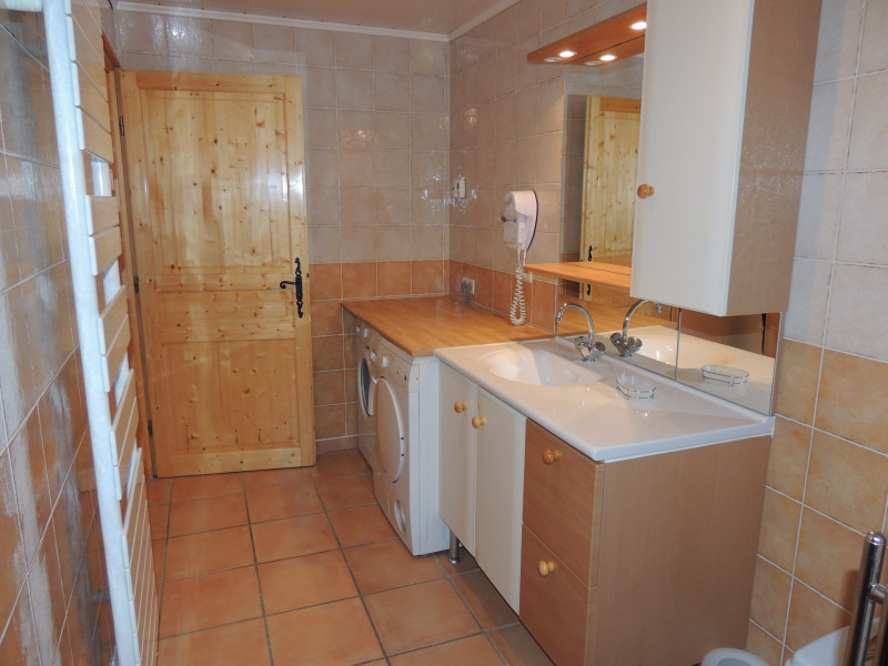 _lv_images__lot_0000000002_14_18849363 _lv_images__lot_0000000002_14_18849363