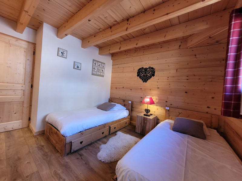 _lv_images__lot_0000000004_05_19264984 _lv_images__lot_0000000004_05_19264984