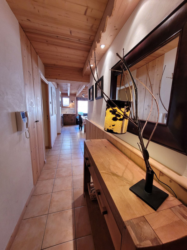 _lv_images__lot_0000000004_09_18095498 _lv_images__lot_0000000004_09_18095498