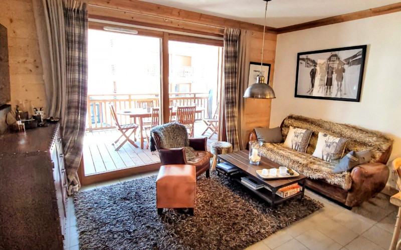 _lv_images__lot_0000000006_05_18793233