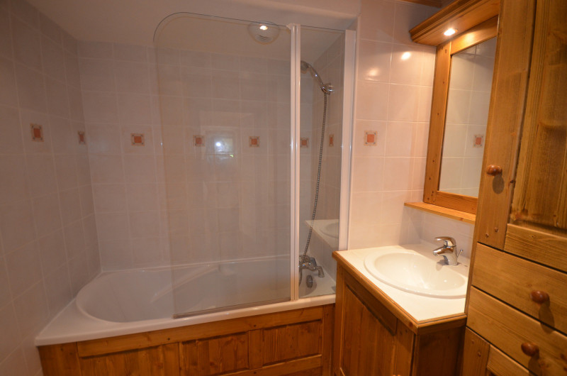 _lv_images__lot_0000000008_09_18115775 _lv_images__lot_0000000008_09_18115775