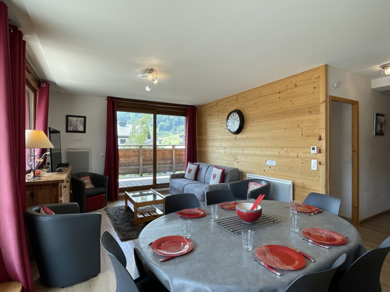 _lv_images__lot_0000000009_03_18918798