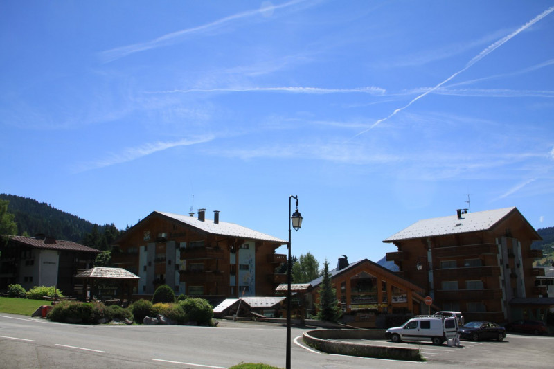 _lv_images__lot_0000000009_09_20440054