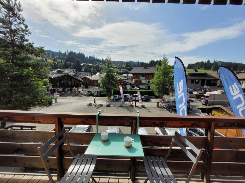 _lv_images__lot_0000000009_14_18369234