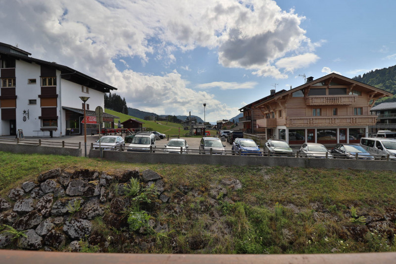 _lv_images__lot_0000000014_08_20440364