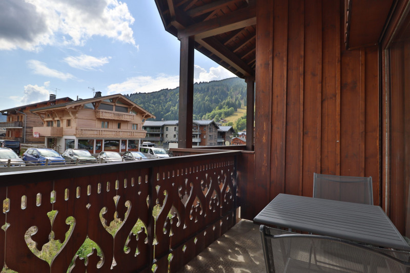 _lv_images__lot_0000000015_07_17870067