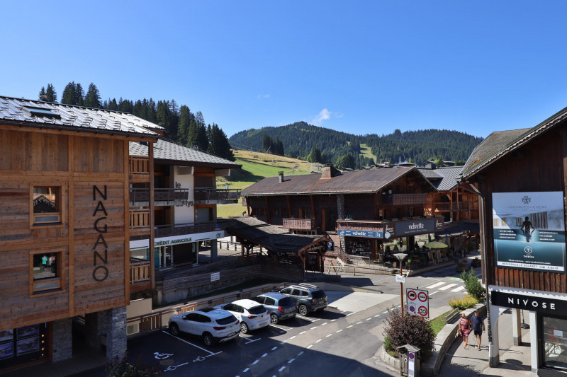 _lv_images__lot_0000000016_08_19124556 _lv_images__lot_0000000016_08_19124556