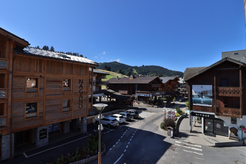 _lv_images__lot_0000000016_11_18099378 _lv_images__lot_0000000016_11_18099378