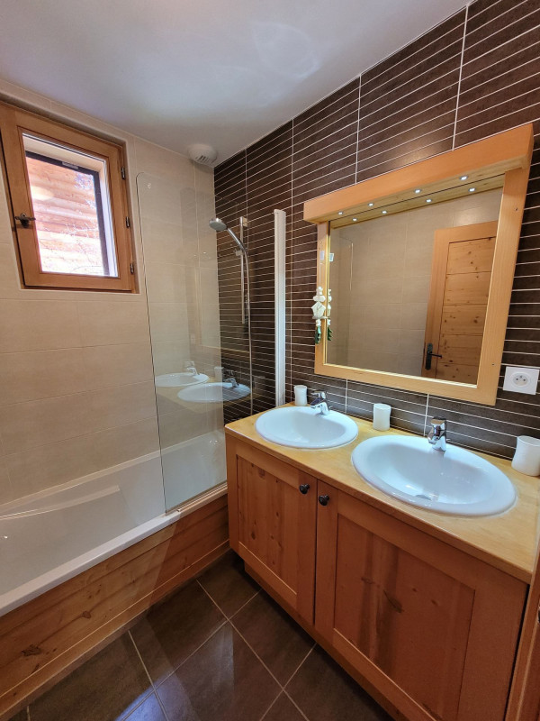 _lv_images__lot_0000000019_12_19377069