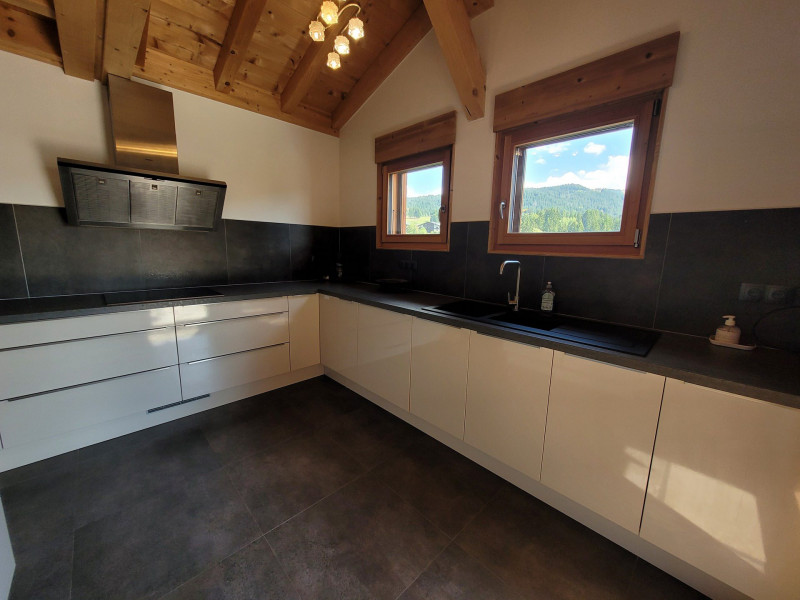 _lv_images__lot_0000000020_04_18935556