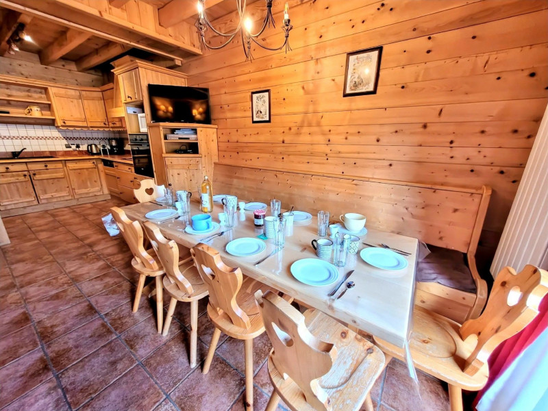 _lv_images__lot_0000000024_03_18483184 _lv_images__lot_0000000024_03_18483184