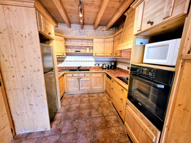 _lv_images__lot_0000000024_04_19302449