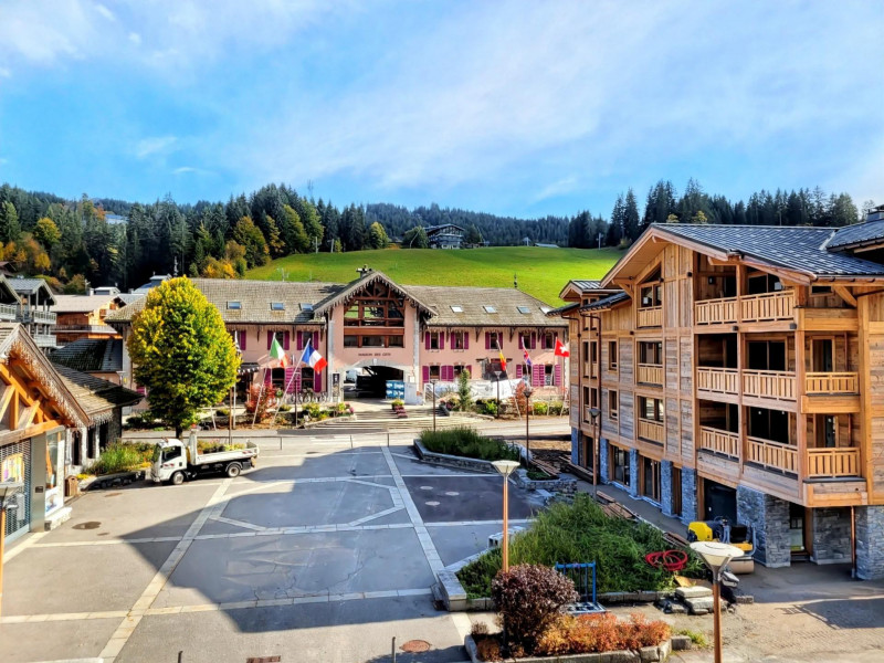 _lv_images__lot_0000000024_15_18926338