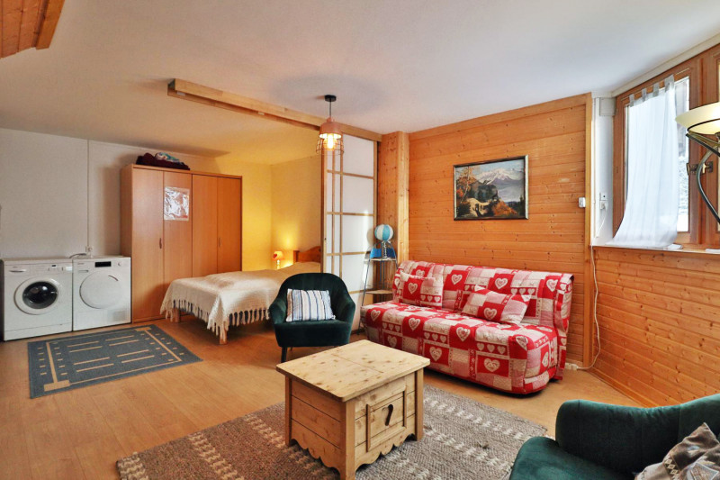 _lv_images__lot_0000000025_05_19381509