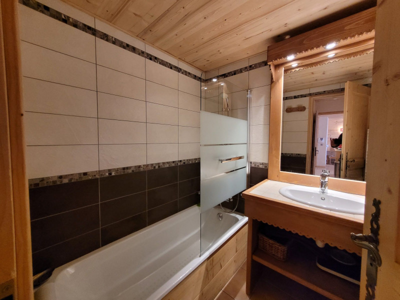_lv_images__lot_0000000026_08_20436999 _lv_images__lot_0000000026_08_20436999