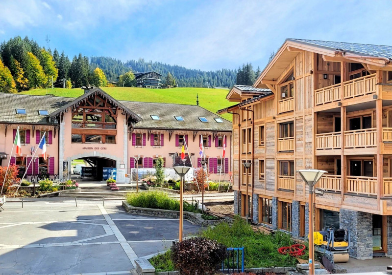 _lv_images__lot_0000000027_12_18095130 _lv_images__lot_0000000027_12_18095130