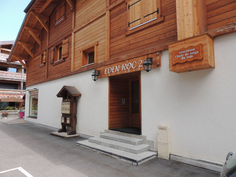 _lv_images__lot_0000000031_15_18058573 _lv_images__lot_0000000031_15_18058573