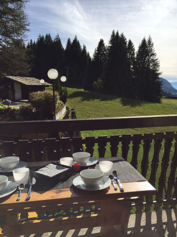 _lv_images__lot_0000000032_15_17739610