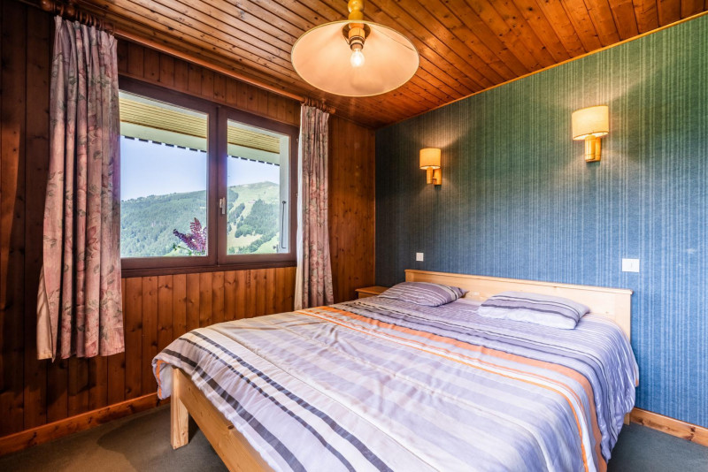 _lv_images__lot_0000000048_05_19163063 _lv_images__lot_0000000048_05_19163063