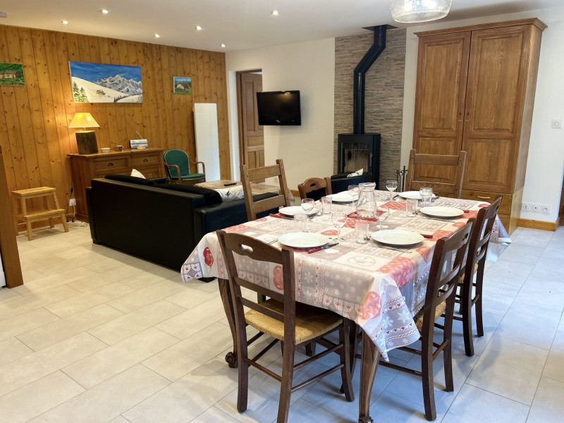 _lv_images__lot_0000000049_03_17878181 _lv_images__lot_0000000049_03_17878181