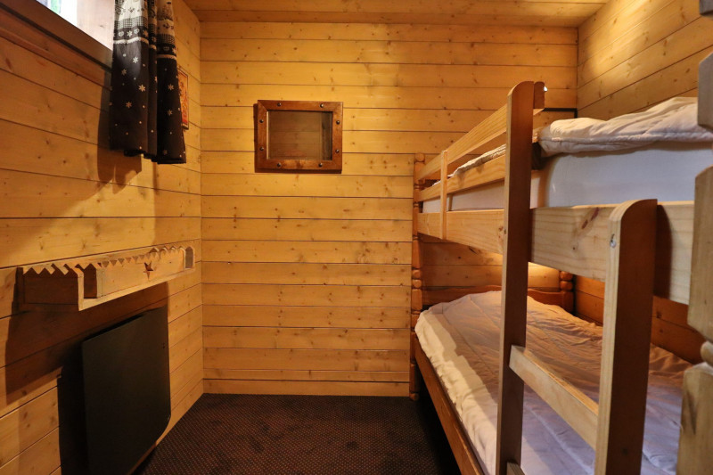 _lv_images__lot_0000000059_06_19162448 _lv_images__lot_0000000059_06_19162448