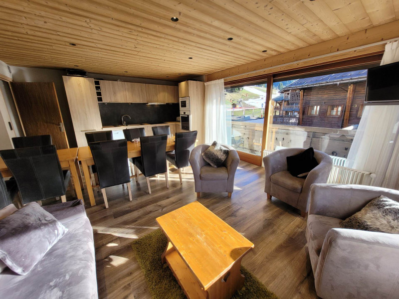 _lv_images__lot_0000000060_03_18133782