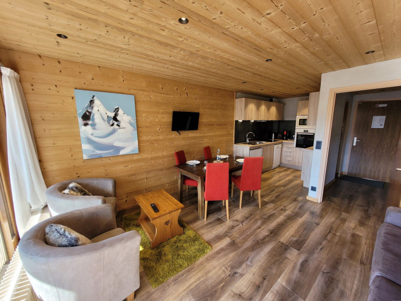 _lv_images__lot_0000000075_02_18096248 _lv_images__lot_0000000075_02_18096248