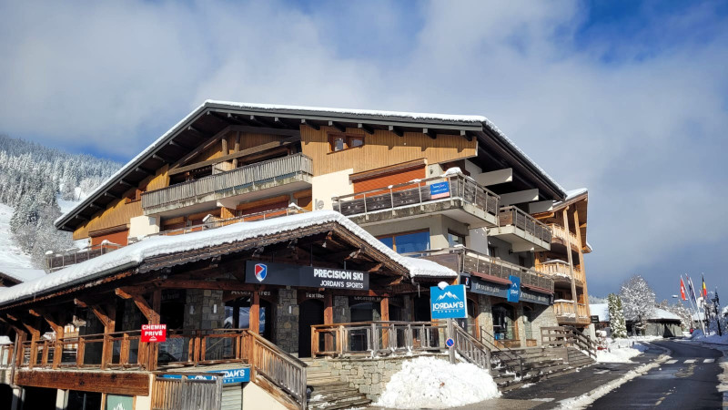 _lv_images__lot_0000000075_16_19265449 _lv_images__lot_0000000075_16_19265449