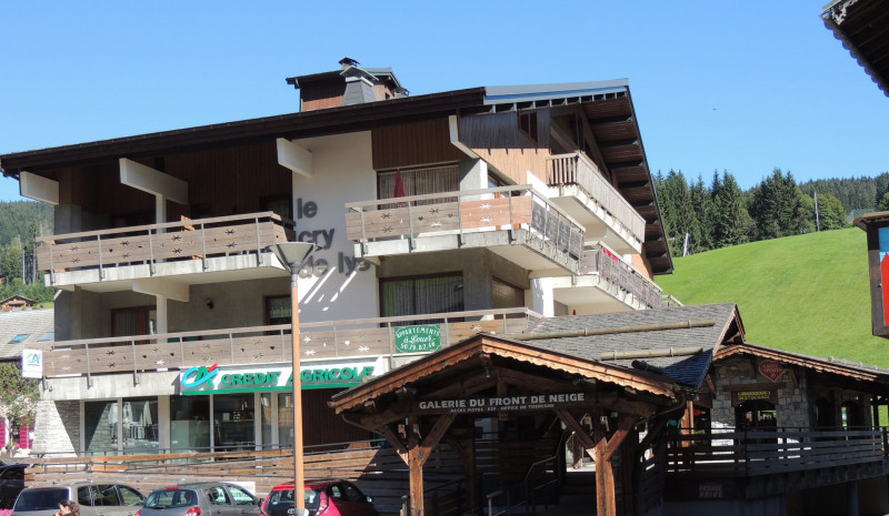 _lv_images__lot_0000000077_15_17648894 _lv_images__lot_0000000077_15_17648894