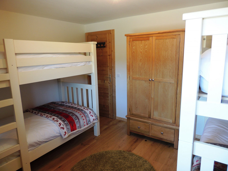 _lv_images__lot_0000000097_06_19119676