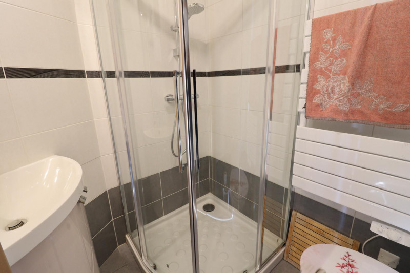 _lv_images__lot_0000000099_09_18098859 _lv_images__lot_0000000099_09_18098859