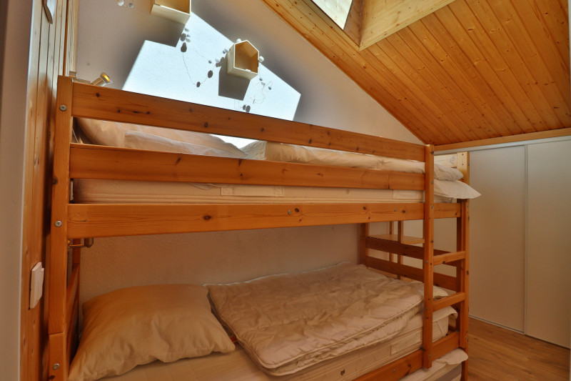 _lv_images__lot_0000000099_11_20448795 _lv_images__lot_0000000099_11_20448795