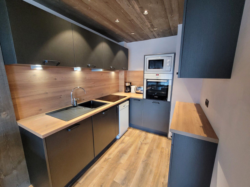 _lv_images__lot_0000000101_03_19150092 _lv_images__lot_0000000101_03_19150092