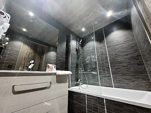 _lv_images__lot_0000000102_09_18850767 _lv_images__lot_0000000102_09_18850767