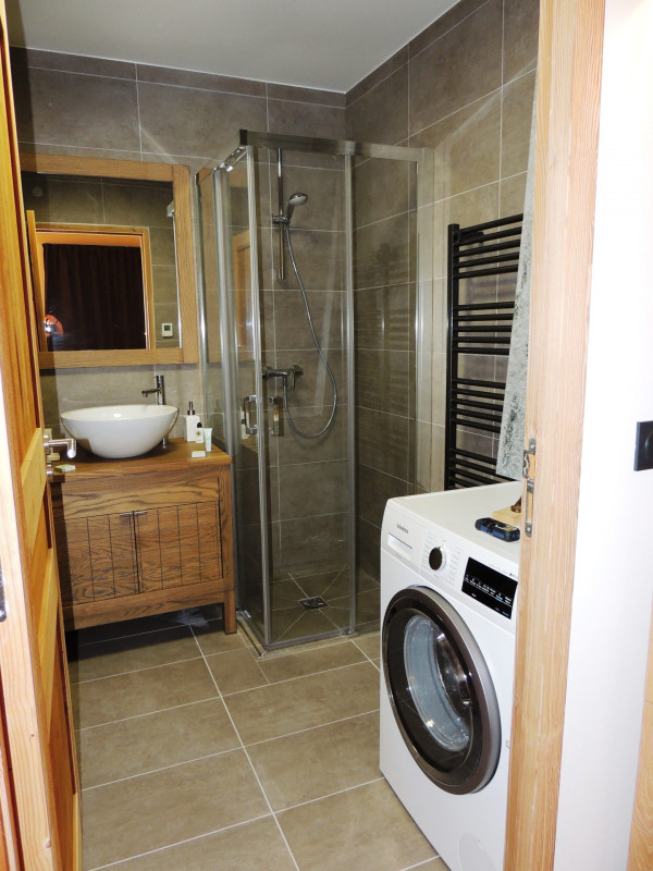 _lv_images__lot_0000000105_13_18445640