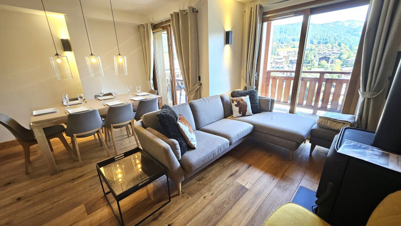 _lv_images__lot_0000000111_01_18802661 _lv_images__lot_0000000111_01_18802661