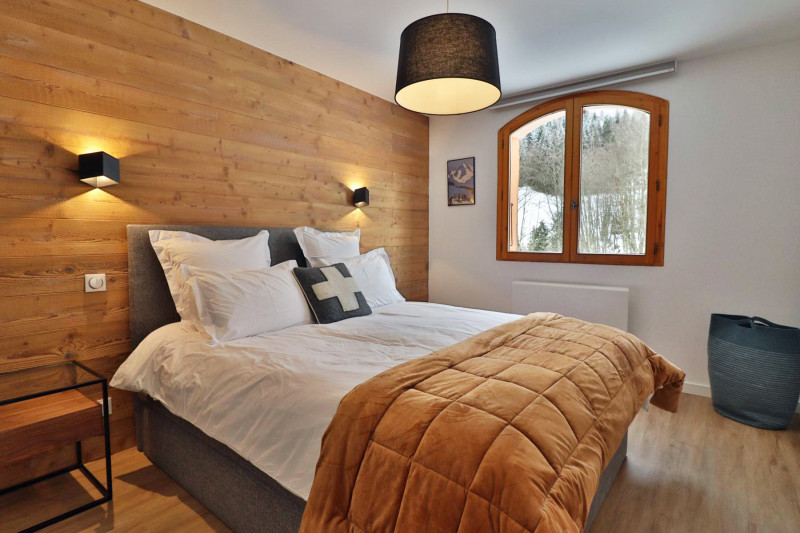 _lv_images__lot_0000000113_04_19269056 _lv_images__lot_0000000113_04_19269056