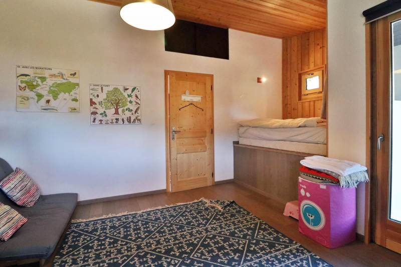 _lv_images__lot_0000000116_11_17879096 _lv_images__lot_0000000116_11_17879096