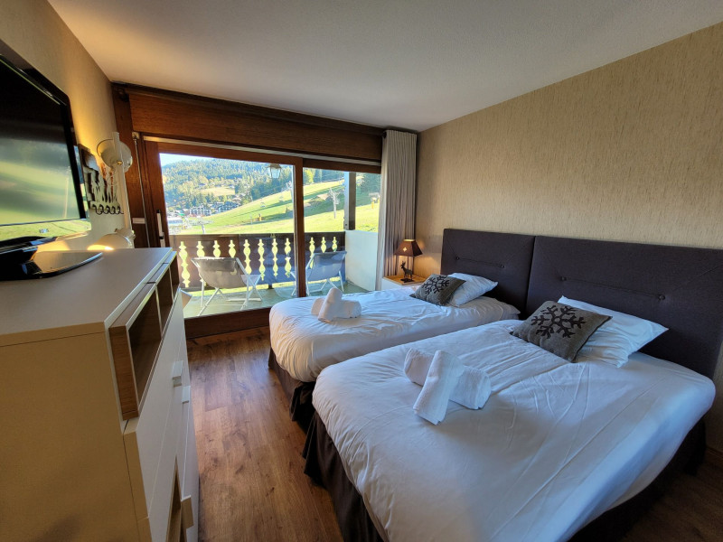 _lv_images__lot_0000000117_11_19119664 _lv_images__lot_0000000117_11_19119664