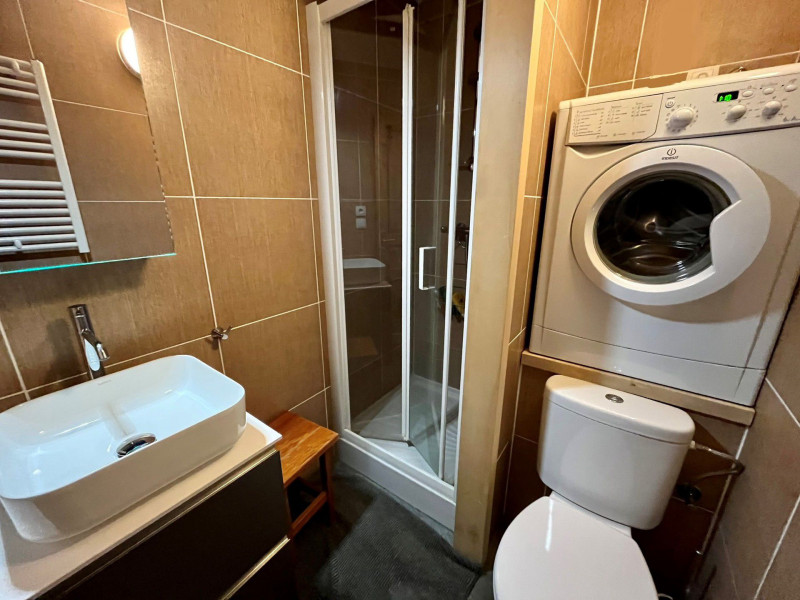 _lv_images__lot_0000000120_07_19293931