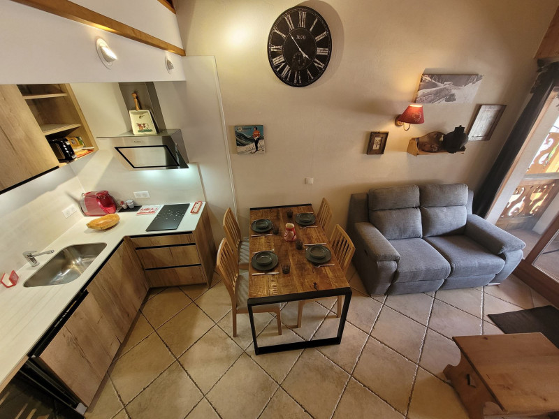 _lv_images__lot_0000000120_13_20445415 _lv_images__lot_0000000120_13_20445415