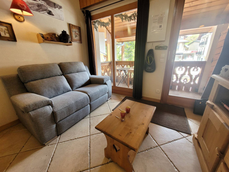 _lv_images__lot_0000000120_14_19265236 _lv_images__lot_0000000120_14_19265236