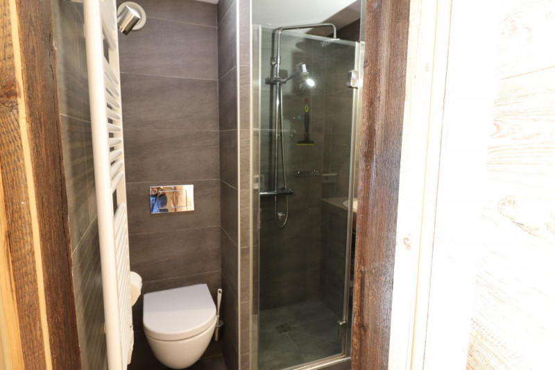 _lv_images__lot_0000000125_08_19269164 _lv_images__lot_0000000125_08_19269164